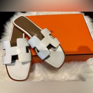 Hermes Oran Sandals size 39.5